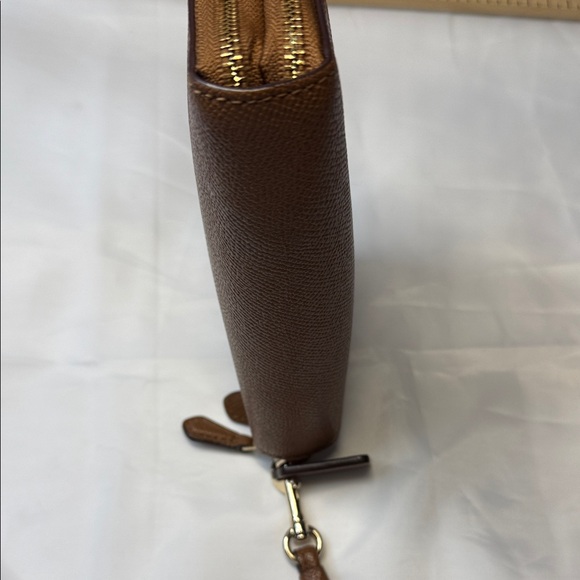 Coach Brown Leather Wristlet Doubled Zipper - Picture 13 of 13
